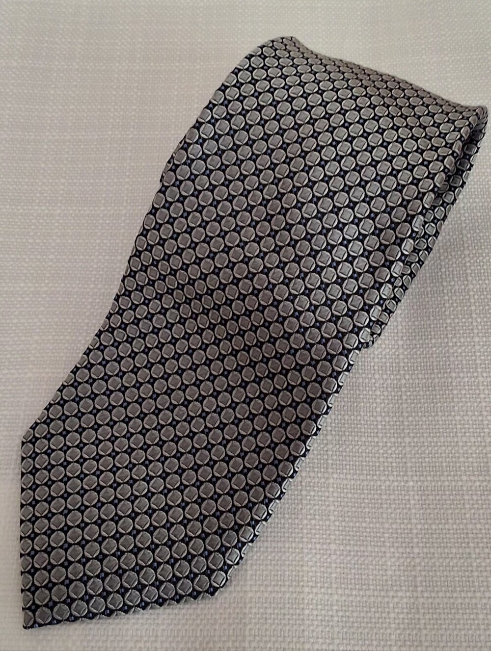 J.Z. Richards 100% Silk Geometric Necktie Silver Blue Black
